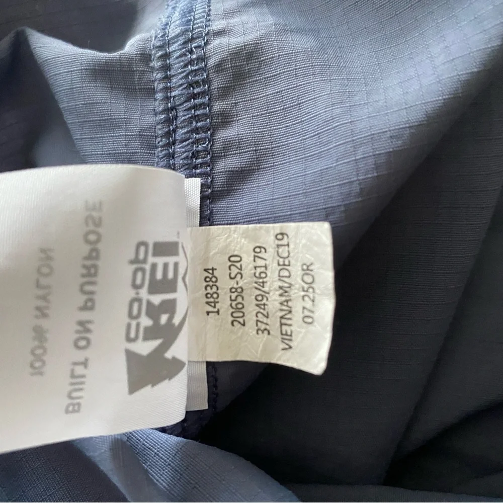 REI Co-op Kids' Sun Shirt Long Sleeve Blue Nylon Large ( 14-16) Gorpcore Button
